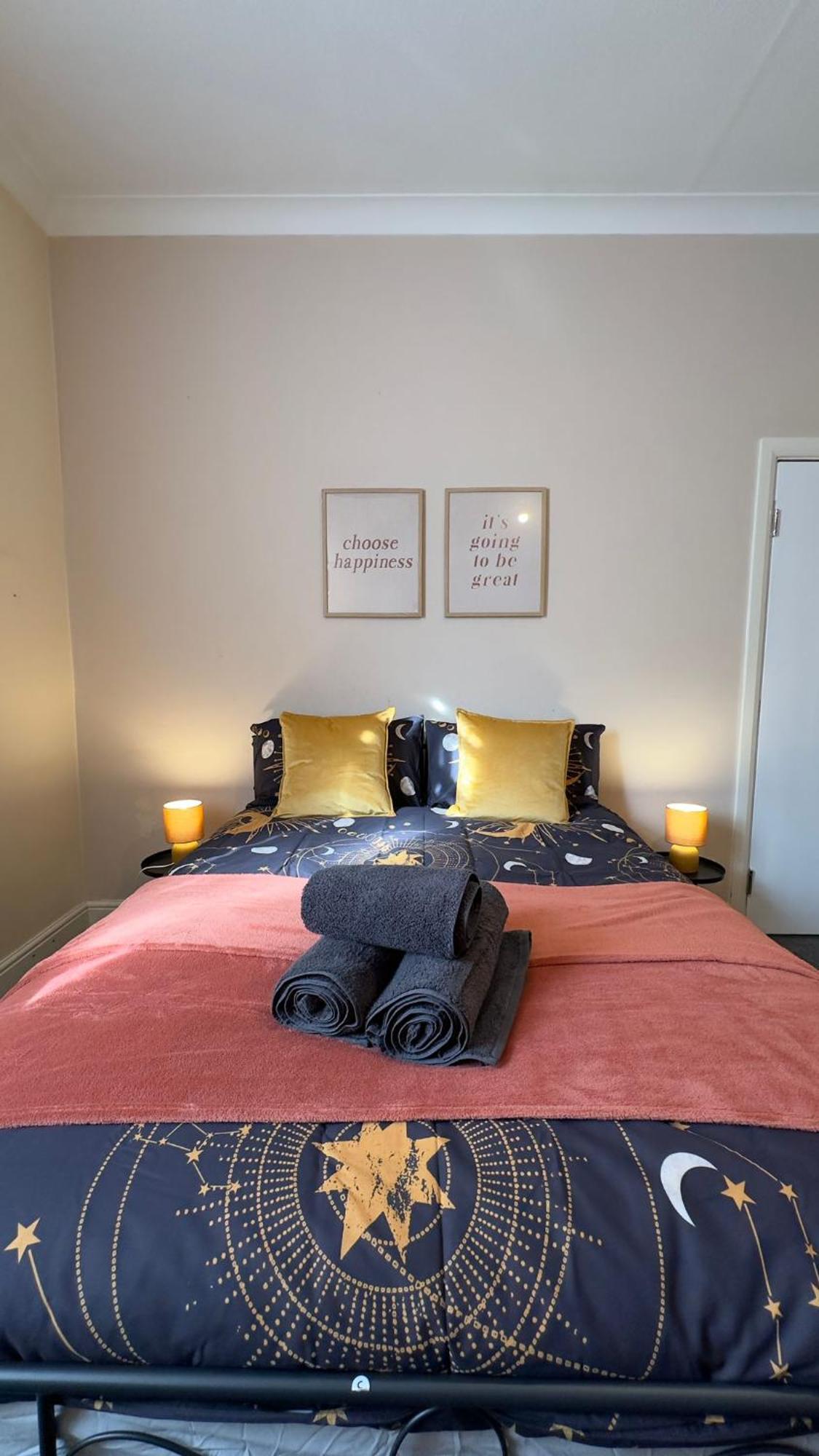 25 Minutes To Central London Rooms 35 Exterior photo